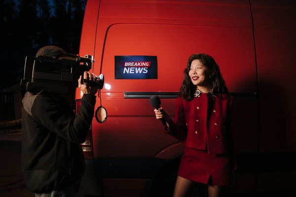 Comment les réseaux sociaux impactent-ils la politique actuelle ?